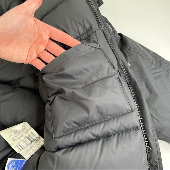 CANADA GOOSE Black Label Yukon Bomber Duck Down Coyote Fur Trimmed Winter Jacket - Picture 10 of 15